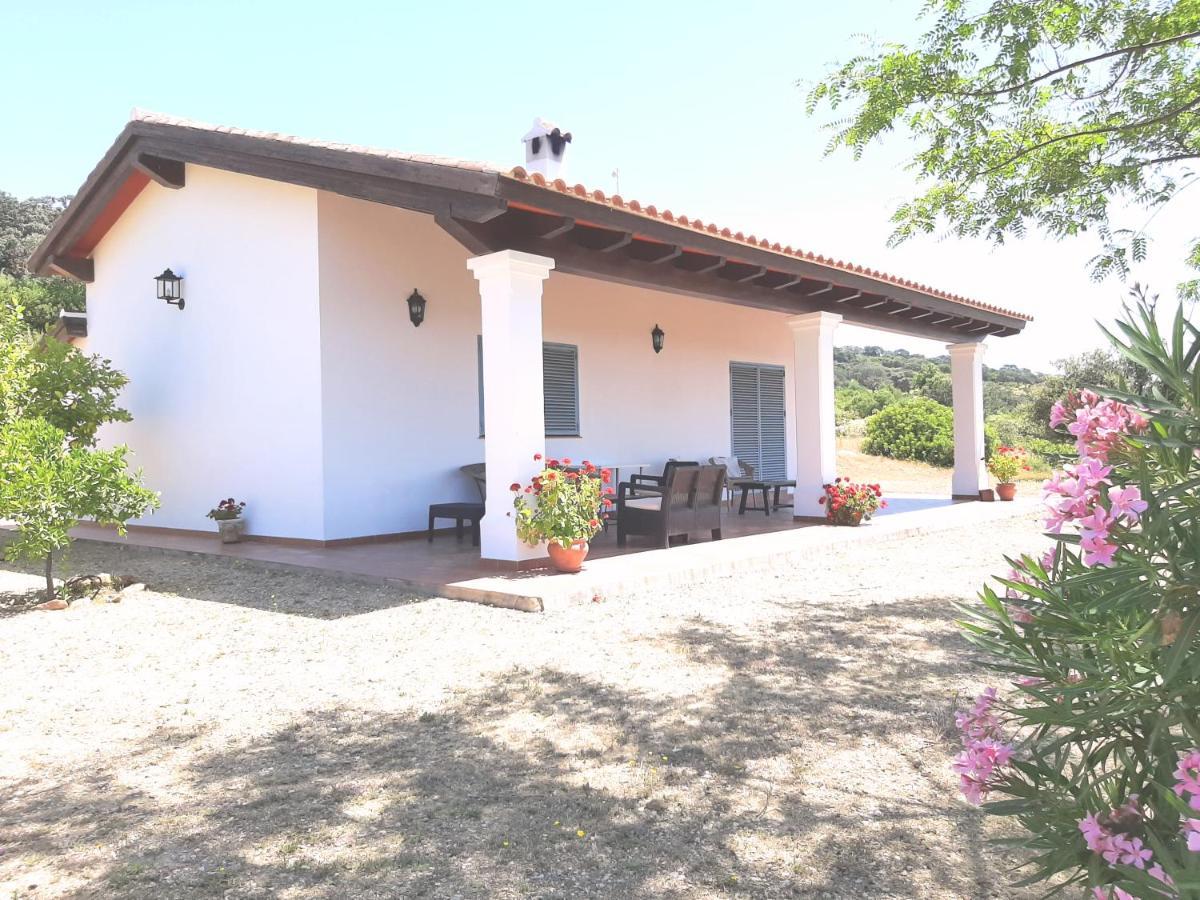 Casa Rural La Aulaga El Castillo de las Guardas Dış mekan fotoğraf
